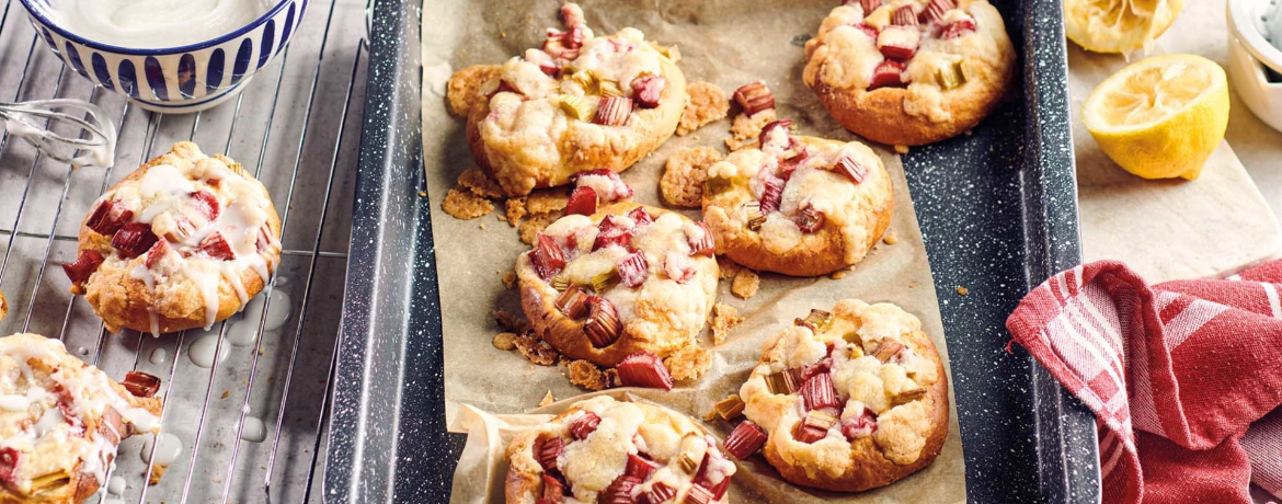 Rhabarber-Streusel-Taler für 10 Personen von lidl-kochen.de