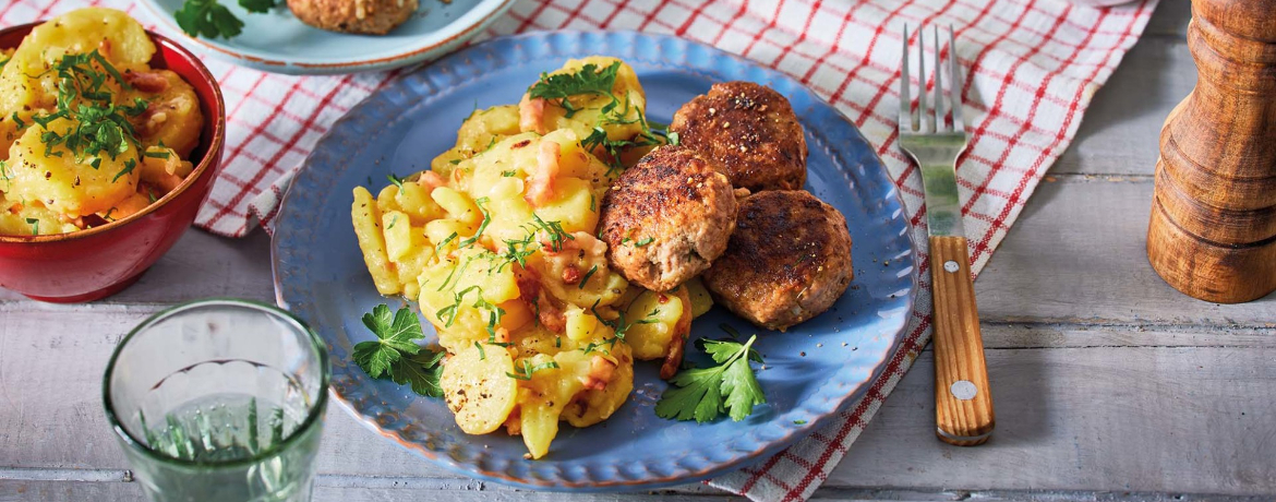 Frikadellen mit Kartoffelsalat für 4 Personen von lidl-kochen.de