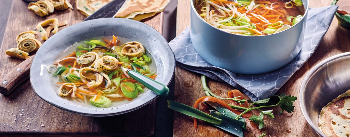 Gemüsesuppe mit Flädle für 4 Personen von lidl-kochen.de