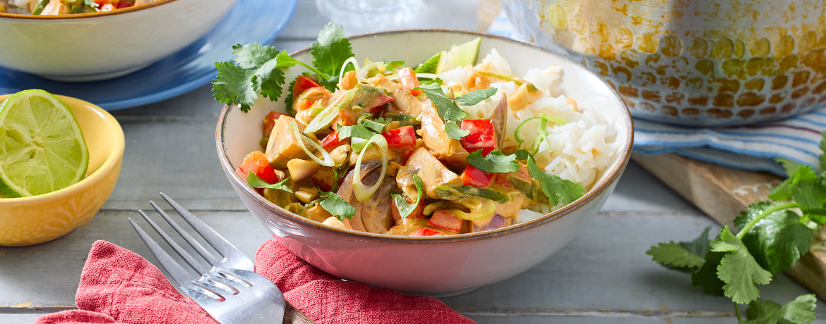 Rotes Thai-Curry mit Ingwer, Chili, Koriander und Jasminreis für 4 Personen von lidl-kochen.de