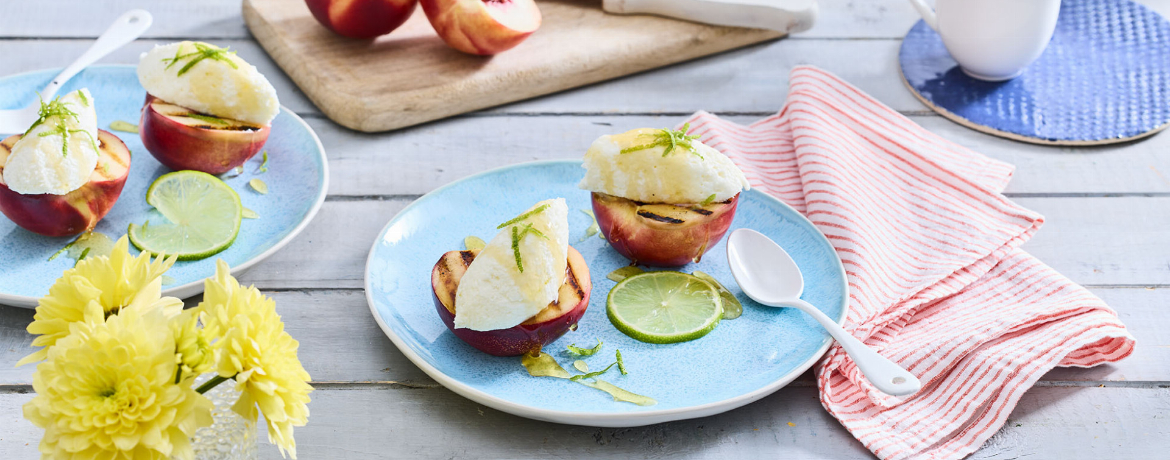 Buttermilchmousse mit gegrillter Nektarine für 4 Personen von lidl-kochen.de