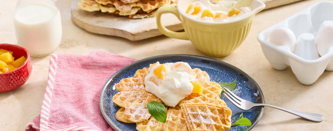 Waffeln mit Pfirsichquark - Rezept | LIDL Kochen