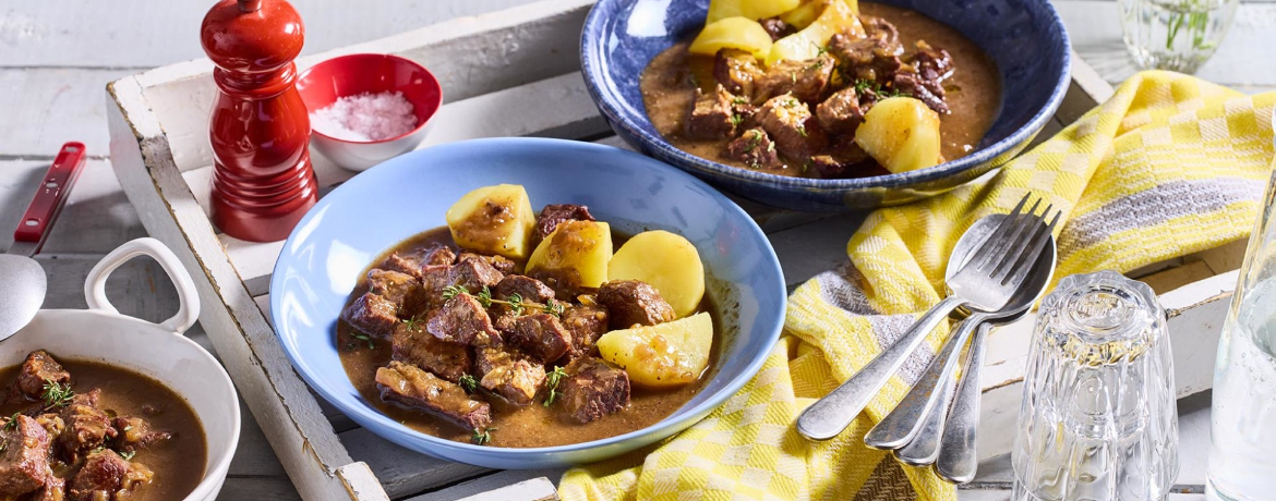 Rindergulasch mit Salzkartoffeln für 4 Personen von lidl-kochen.de