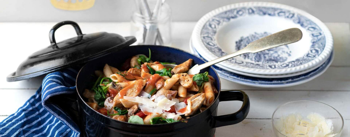 One Pot Pasta mit Hähnchen für 4 Personen von lidl-kochen.de