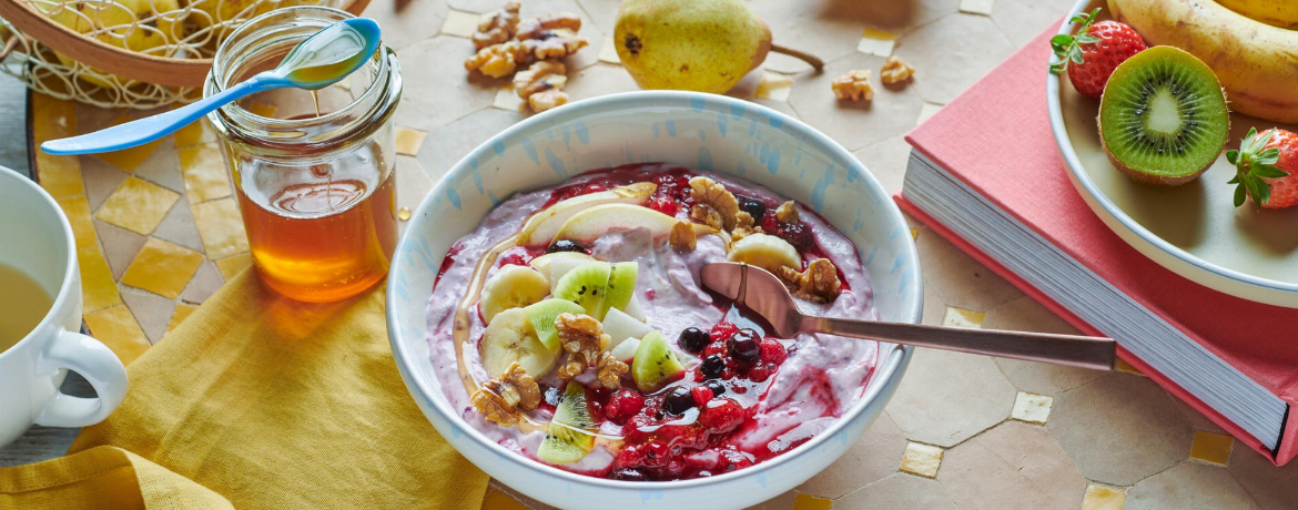 Frühstücksbowl mit Quark und frischen Früchten für 4 Personen von lidl-kochen.de