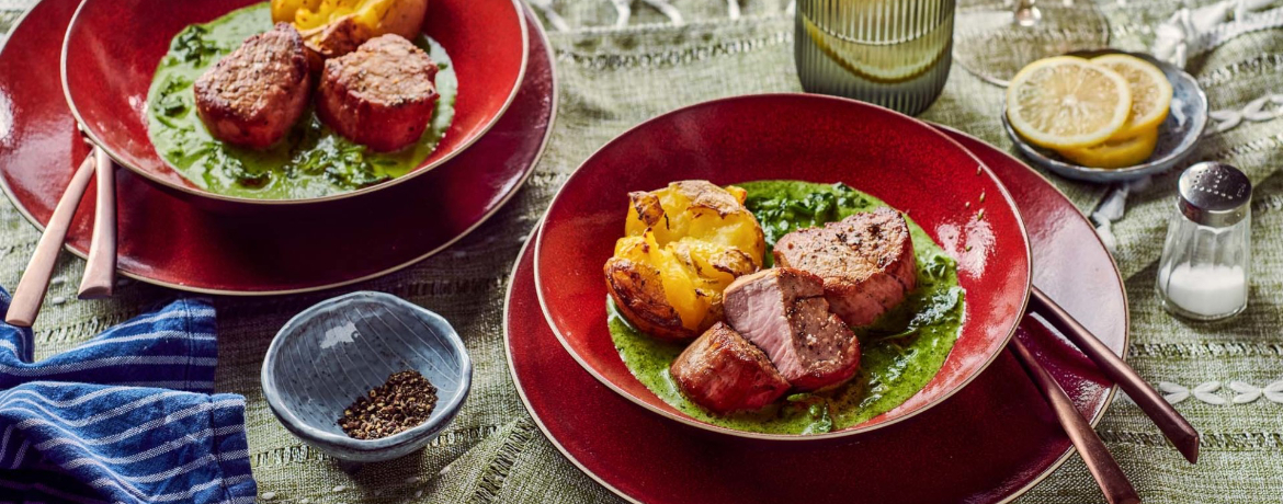 Schweinefilet mit Smashed Potatoes und Spinatsauce für 4 Personen von lidl-kochen.de