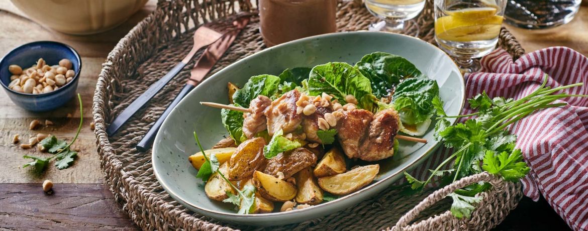 Puten-Saté-Spieße mit Kartoffelwedges für 4 Personen von lidl-kochen.de