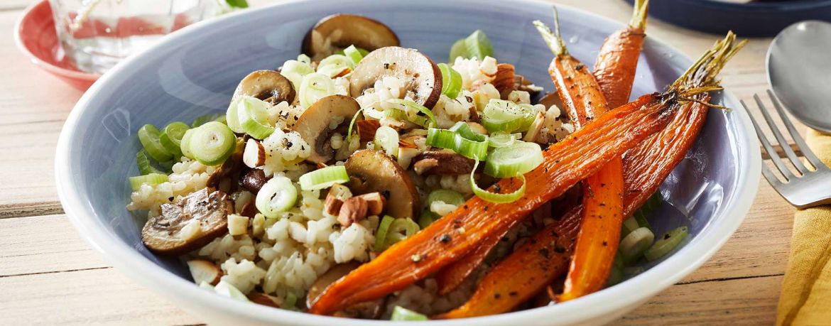 Veganes Pilzrisotto mit Ofen-Karotten für 4 Personen von lidl-kochen.de