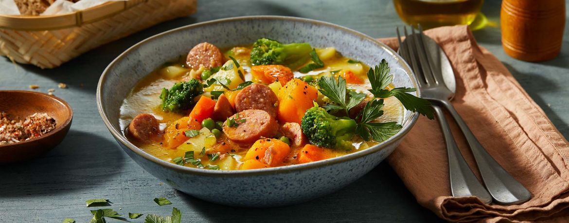 Herbstlicher Gemüseeintopf mit Würstchen für 4 Personen von lidl-kochen.de