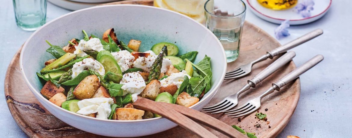 Panzanella - Brotsalat mit grünem Spargel für 4 Personen von lidl-kochen.de