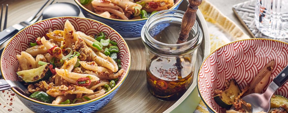 Scheren Nudeln mit Chili-Öl für 4 Personen von lidl-kochen.de