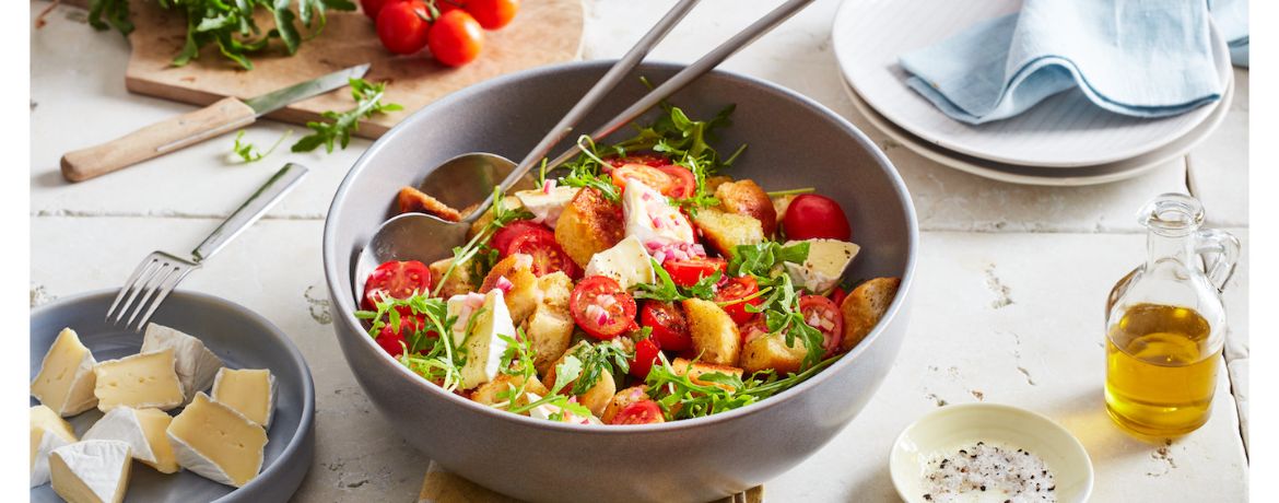 Bunter Tomatensalat mit Camembert-Ecken für 4 Personen von lidl-kochen.de