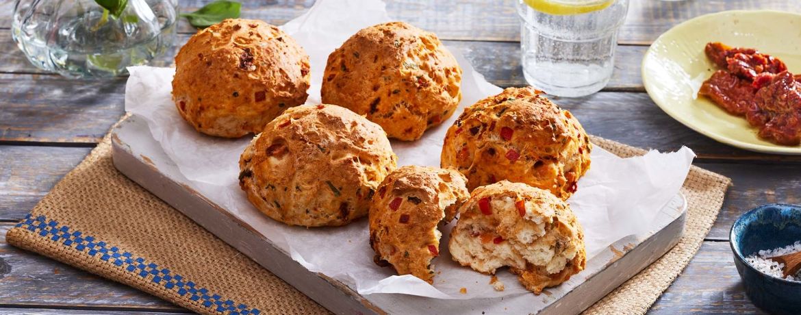 Tomaten-Basilikum-Brötchen für 10 Personen von lidl-kochen.de