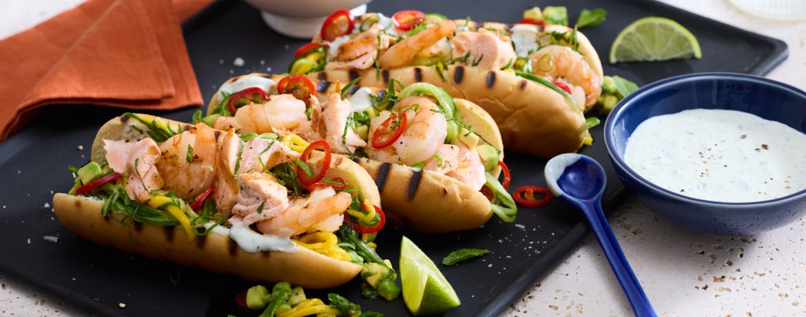 Fisch-Hot-Dogs mit Lachs und Garnelen für 4 Personen von lidl-kochen.de