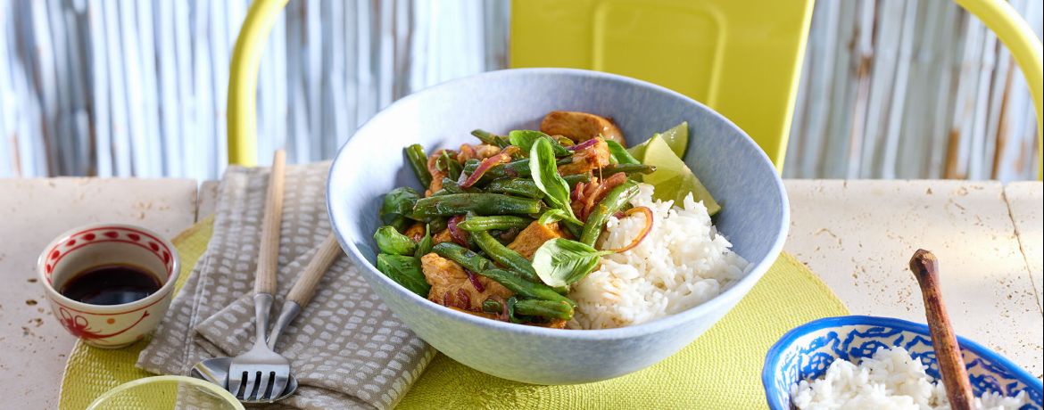 Chili-Basilikum-Hähnchen in Sojasauce mit knackigen Bohnen und Basmatireis für 4 Personen von lidl-kochen.de