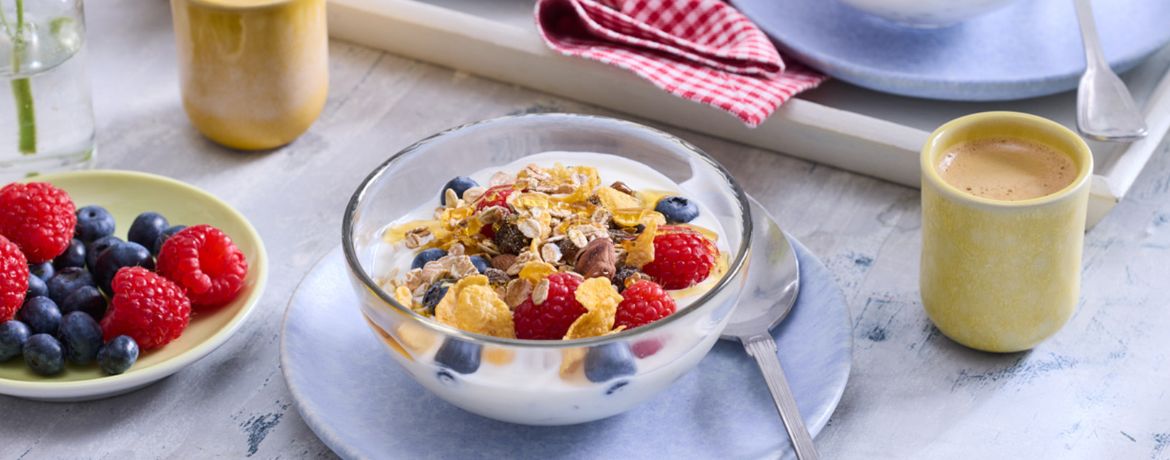 Müsli mit Joghurt und Beeren für 4 Personen von lidl-kochen.de