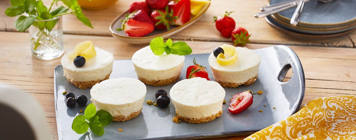 Schnelle Mini-Cheesecakes mit Obst für 12 Personen von lidl-kochen.de