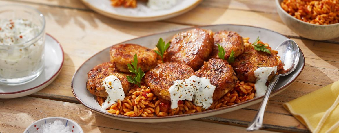 Kidneybohnen-Buletten mit Tomaten-Kritharaki für 4 Personen von lidl-kochen.de