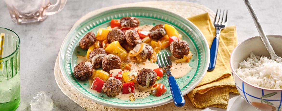 Vegane Frikadellen in cremiger Paprikasauce für 4 Personen von lidl-kochen.de