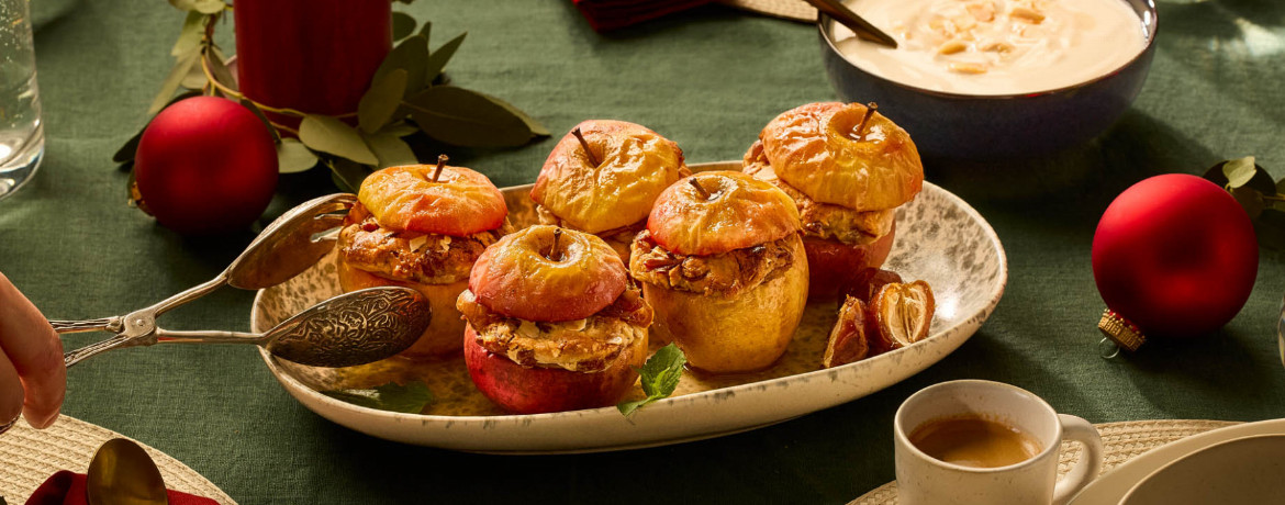 Bratapfel mit Dattel-Marzipanfüllung und Vanille-Sojajoghurt für 4 Personen von lidl-kochen.de