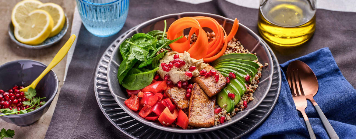 Bunte Power-Bowl mit Tofu und Quinoa für 4 Personen von lidl-kochen.de