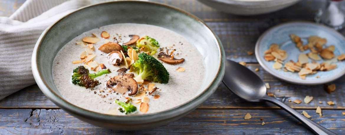 Pilz-Rahmsuppe mit Brokkoli für 4 Personen von lidl-kochen.de