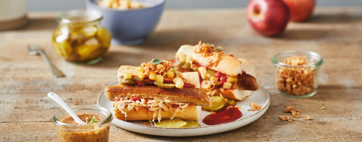Veganer Hot Dog mit Apfelsauerkraut für 4 Personen von lidl-kochen.de