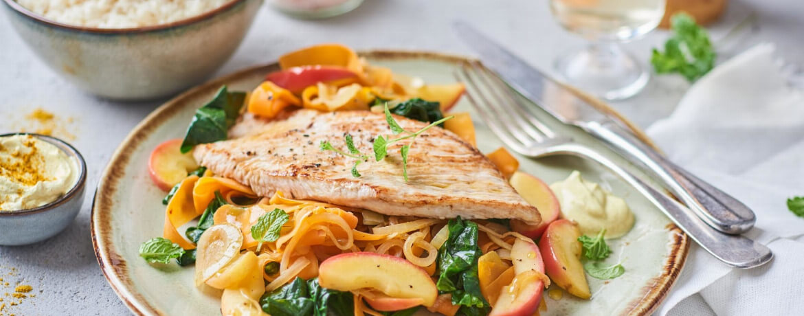 Putenschnitzel mit Apfel-Gemüse - Rezept | LIDL Kochen Putenschnitzel mit Apfel-Gemüse - Rezept | LIDL Kochen