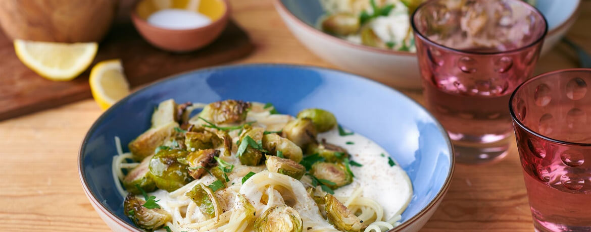 Spaghetti mit Rosenkohl und cremiger Cashewsauce-image