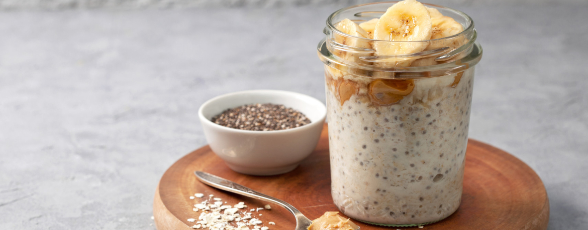 Chia-Pudding mit Haferflocken, Banane und Erdnussbutter für 4 Personen von lidl-kochen.de