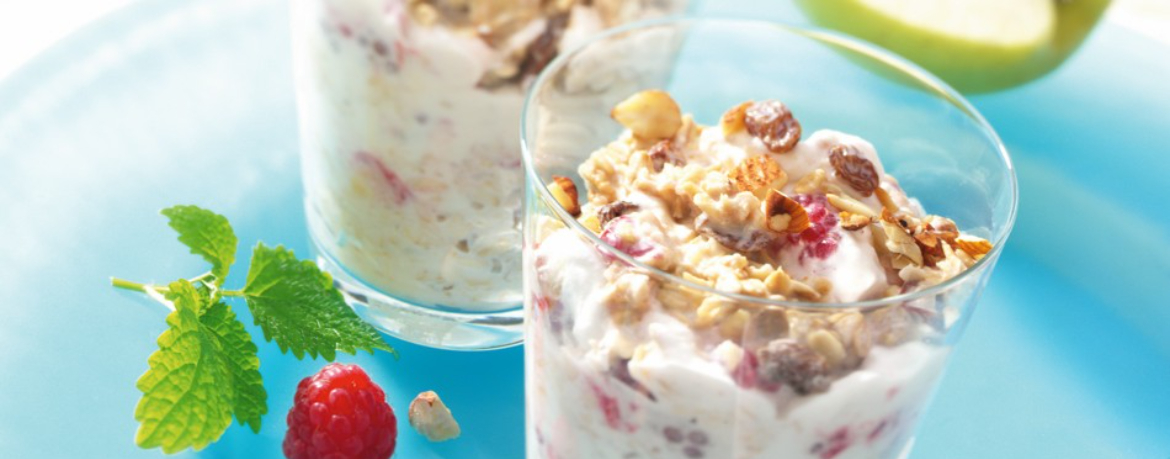 Apfel-Himbeer-Müsli mit Rosinen für 4 Personen von lidl-kochen.de