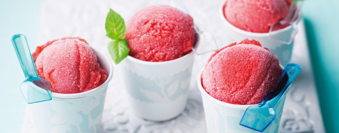 Beschwipstes Erdbeer-Sorbet für 4 Personen von lidl-kochen.de