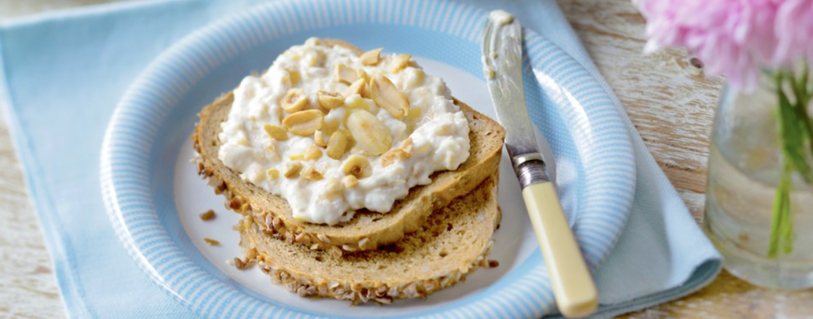 Vollkornbrot mit Bananen-Nuss-Creme für 4 Personen von lidl-kochen.de