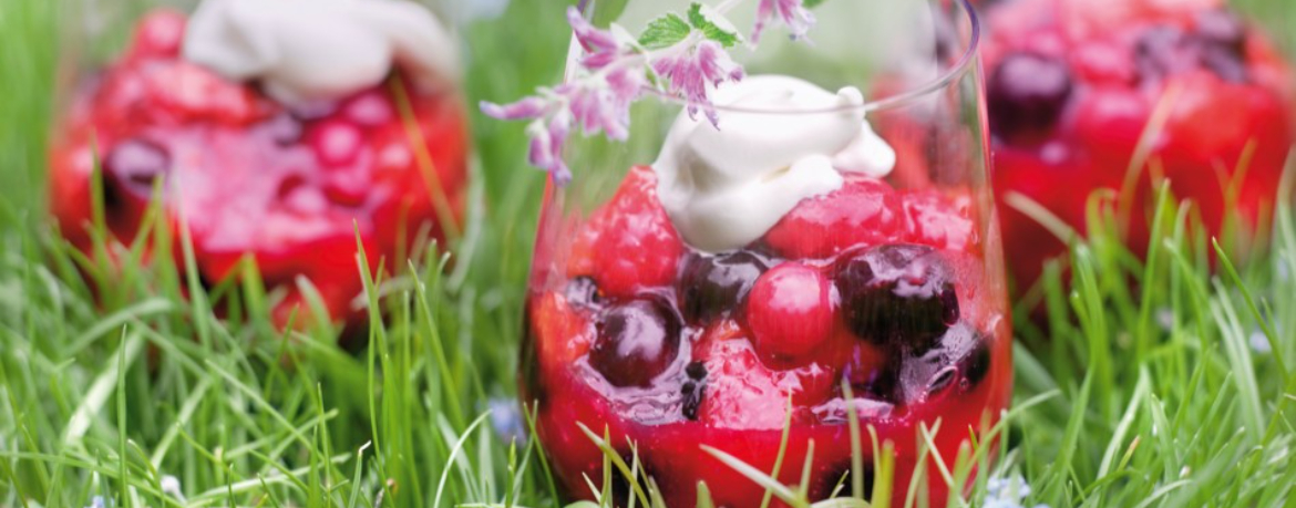 Beeren-Pfirsich-Grütze für 4 Personen von lidl-kochen.de