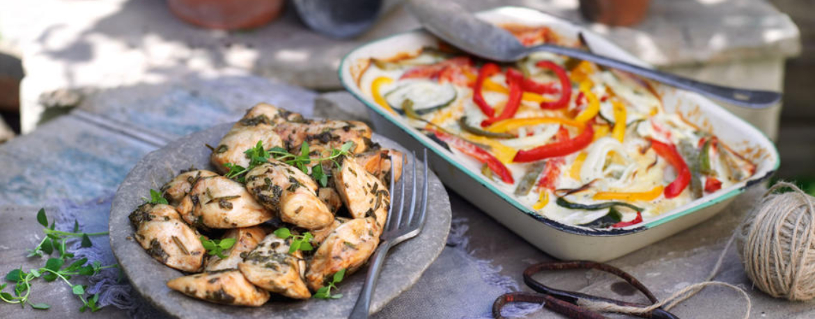 Kräuterhähnchen mit Gemüsegratin für 4 Personen von lidl-kochen.de