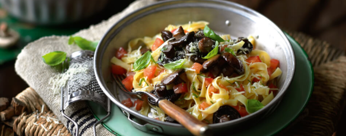 Tagliatelle in Champignons-Tomaten-Sauce für 4 Personen von lidl-kochen.de