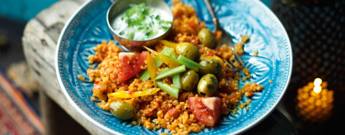 Tomaten-Bulgursalat mit Oliven und Zaziki für 4 Personen von lidl-kochen.de