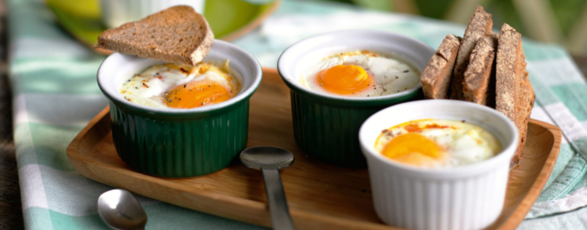 Gebackene Eier mit Salami und Paprika für 4 Personen von lidl-kochen.de