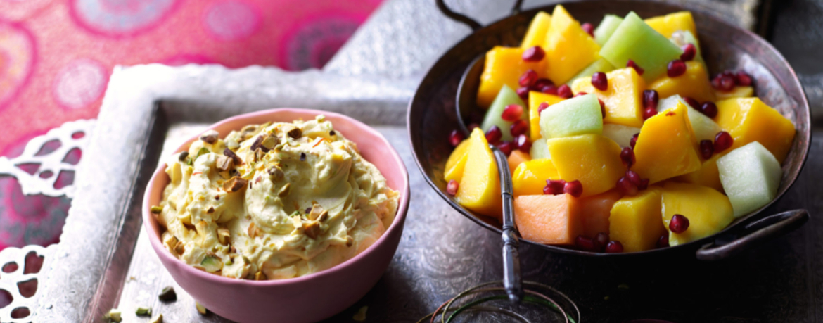 Obstsalat mit Kurkumaquark für 4 Personen von lidl-kochen.de