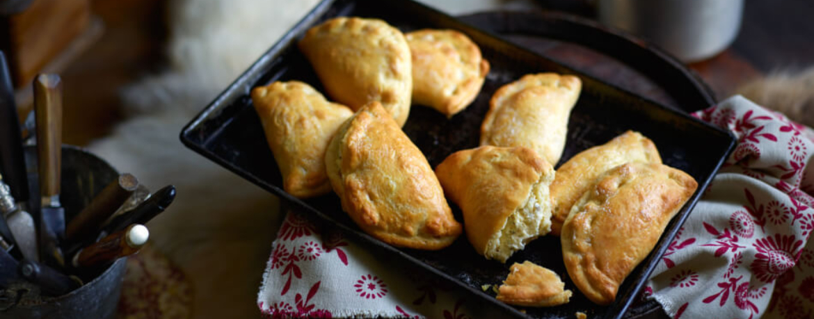 Piroschki mit herzhafter Quarkfüllung für 4 Personen von lidl-kochen.de