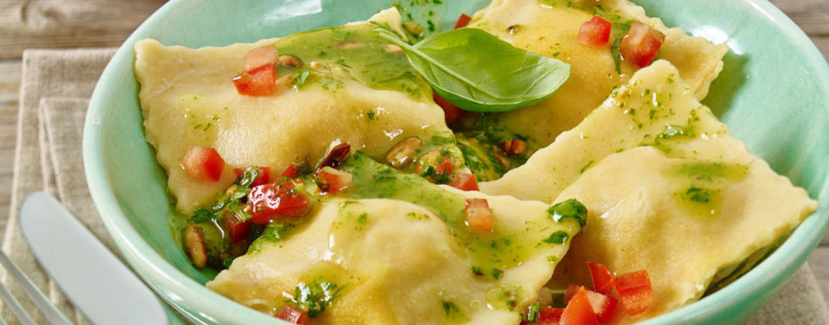 Ravioli mit Basilikumöl für 4 Personen von lidl-kochen.de