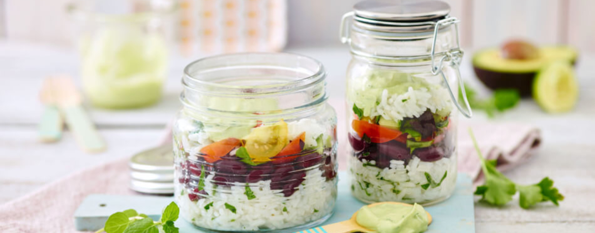 Bunter Reissalat mit Avocadocreme für 4 Personen von lidl-kochen.de