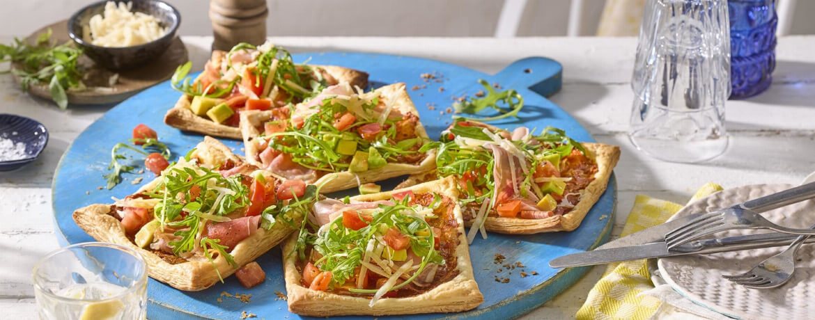 Blätterteigtartelettes mit Tomatenpesto für 4 Personen von lidl-kochen.de