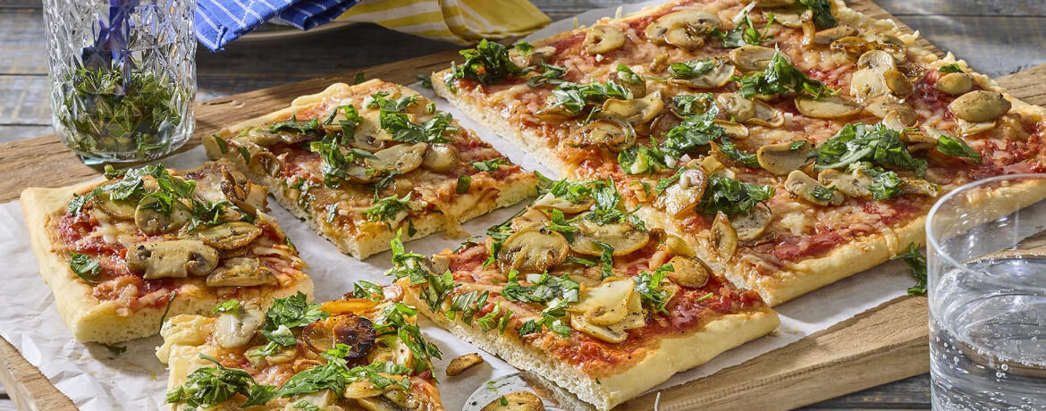 Pizza Funghi mit Gremolata für 4 Personen von lidl-kochen.de
