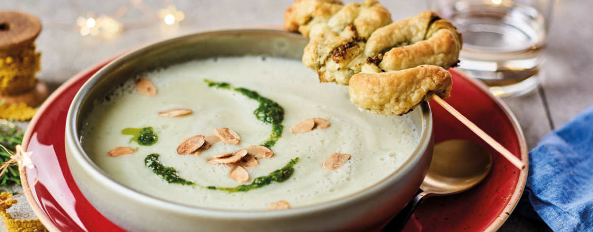 Blumenkohlsuppe mit Blätterteig-Bäumchen für 4 Personen von lidl-kochen.de