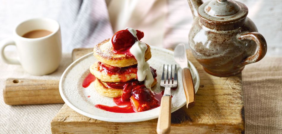 Buttermilchplinsen mit Pflaumenkompott - Rezept | LIDL Kochen
