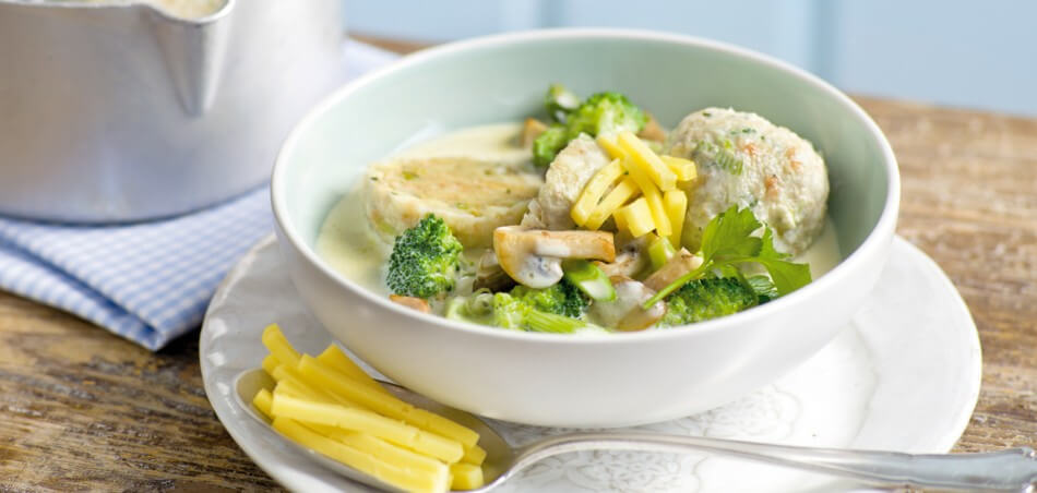 Racletteknödel mit Pilz-Brokkoli-Gemüse