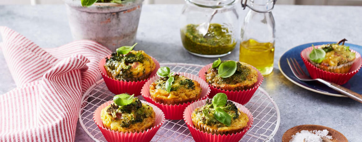 Brokkoli-Muffins mit Basilikum-Pesto - Rezept | LIDL Kochen