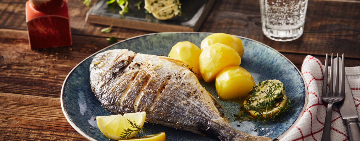 Dorade im Ofen mit Kräuterbutter - Rezept | LIDL Kochen