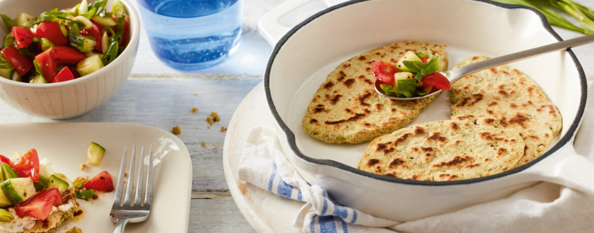 Pfannenbrot mit Bärlauch &amp; Salat - Rezept | LIDL Kochen